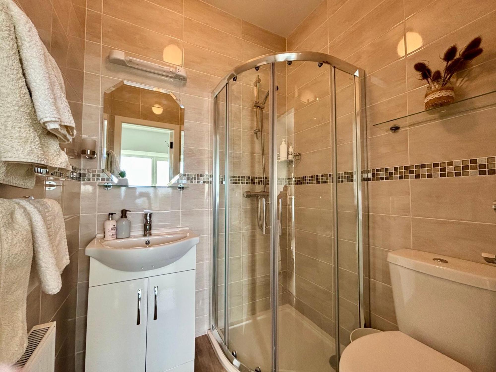 Ocean View Guestrooms Doolin Room photo